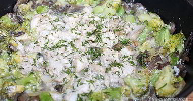 Рецепт Рагу из минтая с шампиньонами и брокколи