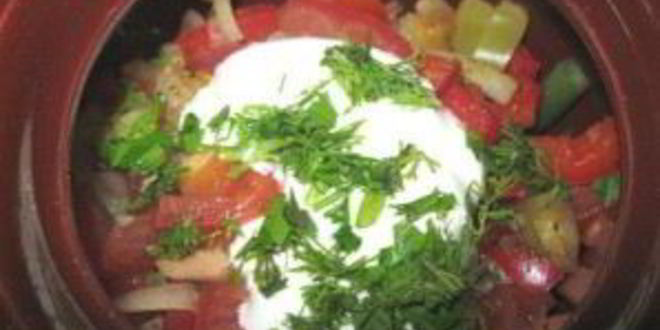 Рецепт рагу с мясом и стручковой фасолью в горшочке