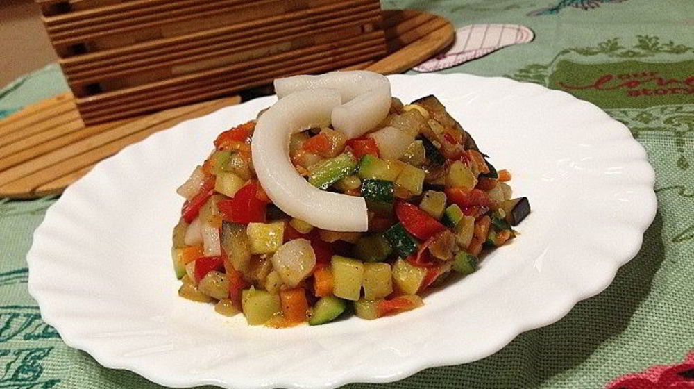 Как приготовить рататуй с кальмарами