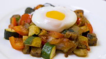 Рецепт Рататуя с яйцом