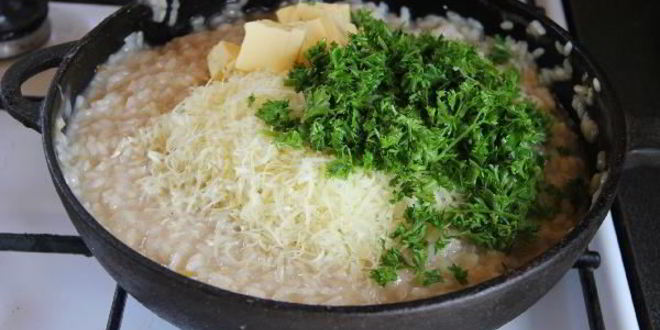 Рецепт ризотто с белыми грибами и петрушкой