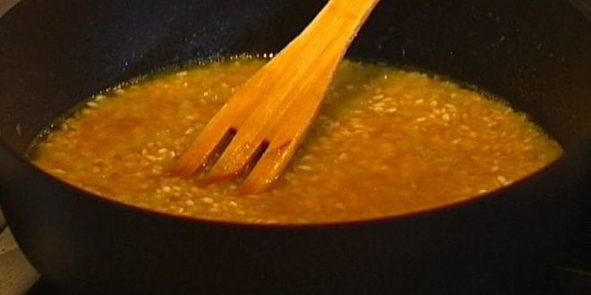 Рецепт ризотто с сельдереем, ветчиной и пармезаном