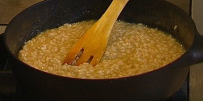 Рецепт ризотто с сельдереем, ветчиной и пармезаном