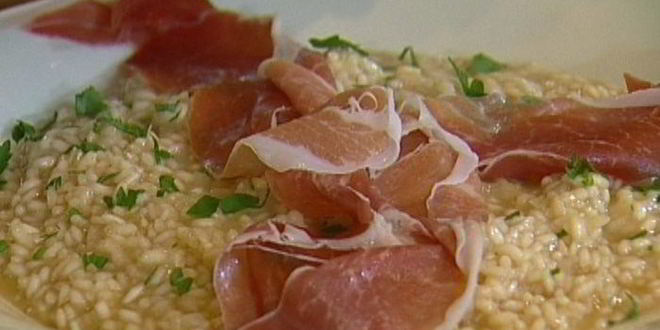 Рецепт ризотто с сельдереем, ветчиной и пармезаном