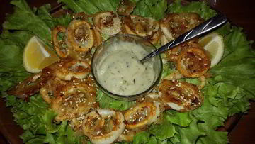 Рецепт Кальмаров в кляре с постно-чесночным соусом