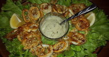 Рецепт Кальмаров в кляре с постно-чесночным соусом