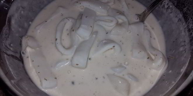 Рецепт кальмаров в кляре с постно-чесночным соусом