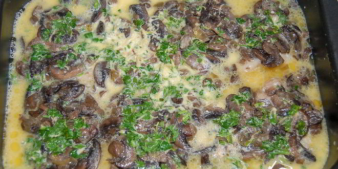 Рецепт окуня в сливочном соусе с шампиньонами