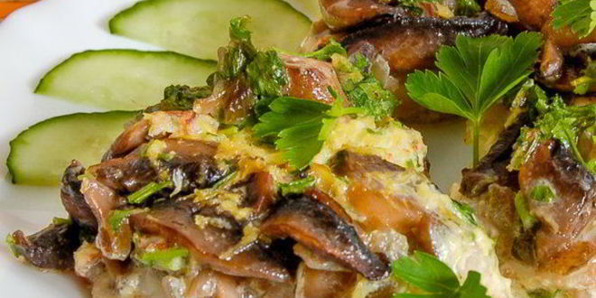 Рецепт окуня в сливочном соусе с шампиньонами