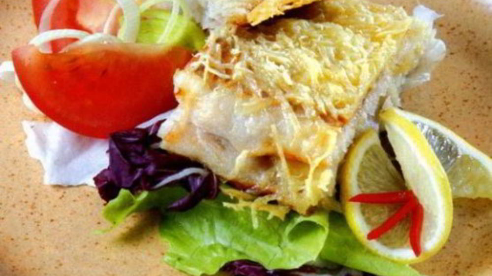 Как приготовить рыбу в орехово-сырной корочке