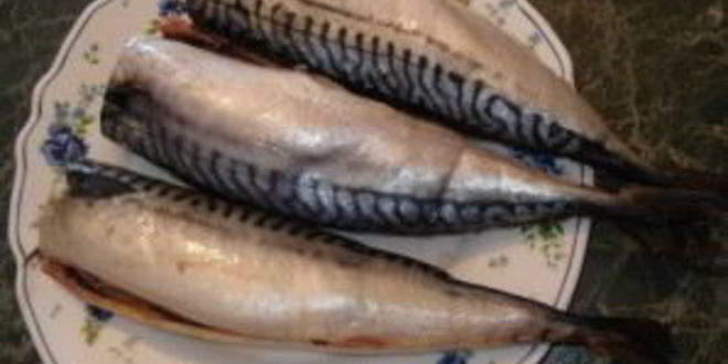 Рецепт скумбрии на пару в мультиварке