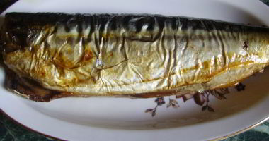 Рецепт Скумбрии, запеченной в пакете