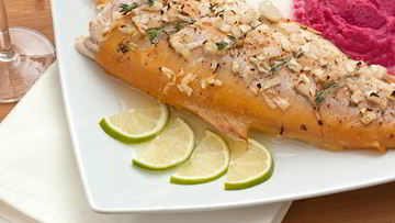 Рецепт Янтарной форели запеченной с луком