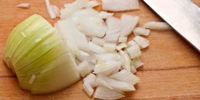 Рецепт янтарной форели запеченной с луком