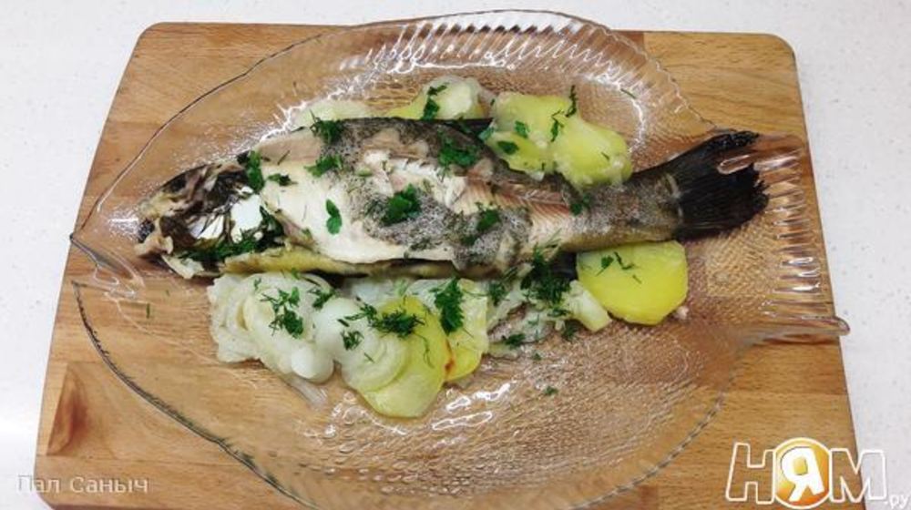 Как приготовить запеченного линя