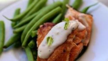 Рецепт Жаренного лосося со сметанным соусом