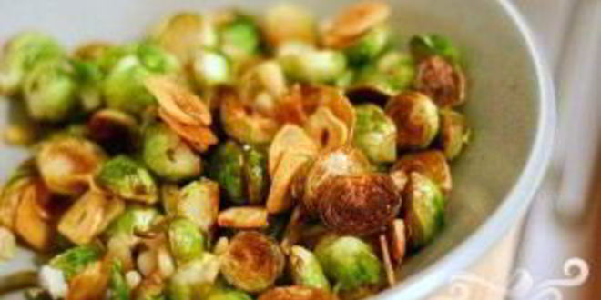 Рецепт куриного шашлыка в панировке с салатом