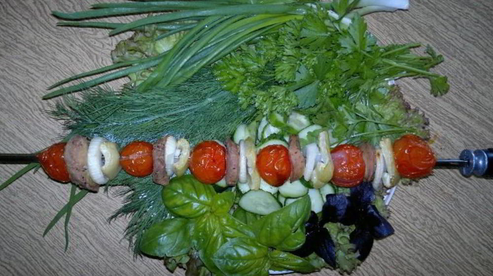 Как приготовить шашлык из бычьих яиц в духовке