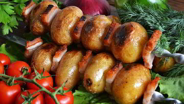 Рецепт Шашлыка из картофеля с салом
