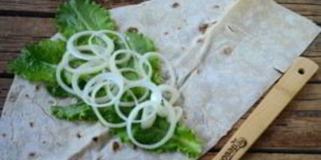 Рецепт свиного шашлыка в лаваше