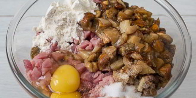 Рецепт рубленых шницелей из свинины с грибами