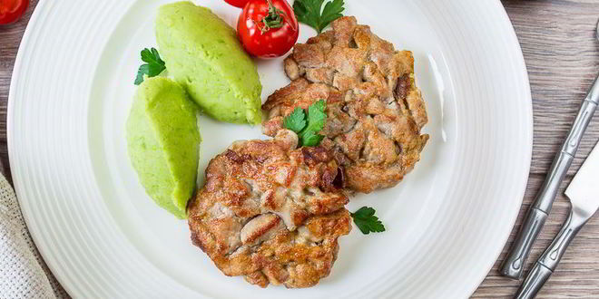 Рецепт рубленых шницелей из свинины с грибами