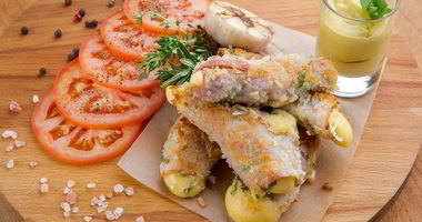 Рецепт Шницеля с сыром в беконе