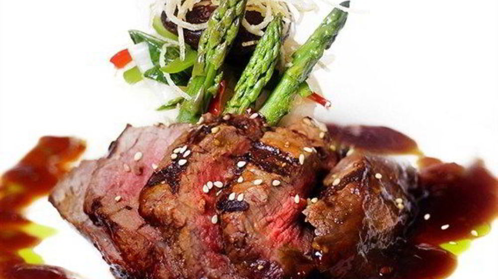 Как приготовить говяжьи стейки на гриле с соусом барбекю из кофе