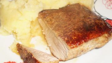 Рецепт Стейка из свинины на сковороде