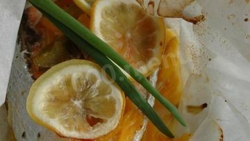 Рецепт Стейка лосося, запеченный в пергаментной бумаге