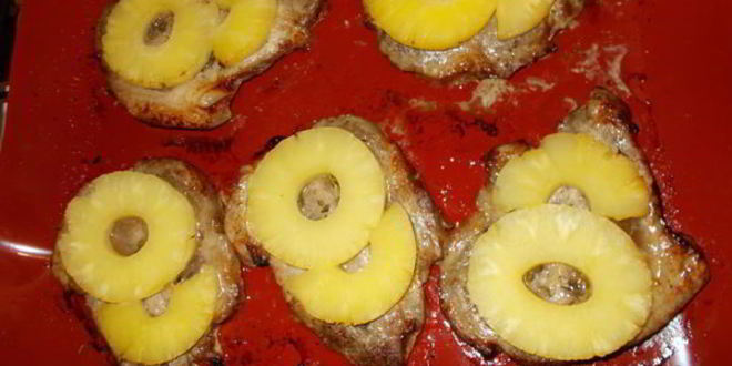 Рецепт стейков из свиной шеи по-французски