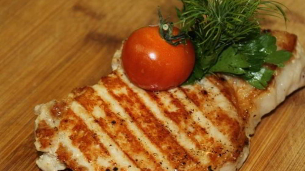 Как приготовить свиной стейк