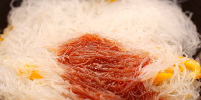 Рецепт стеклянной лапши с креветками