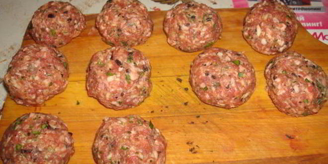 Рецепт итальянских тефтелей в томатном соусе