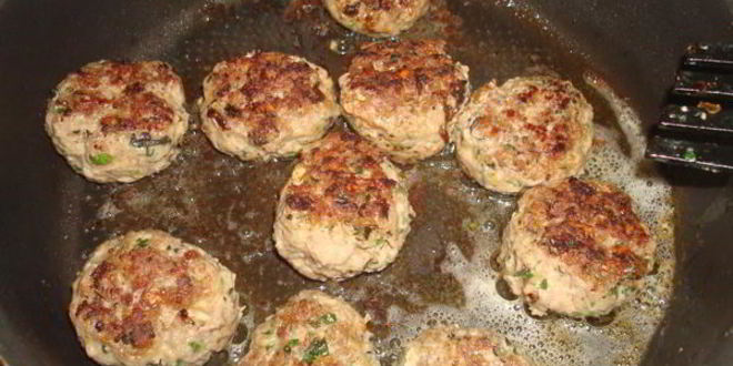 Рецепт итальянских тефтелей в томатном соусе