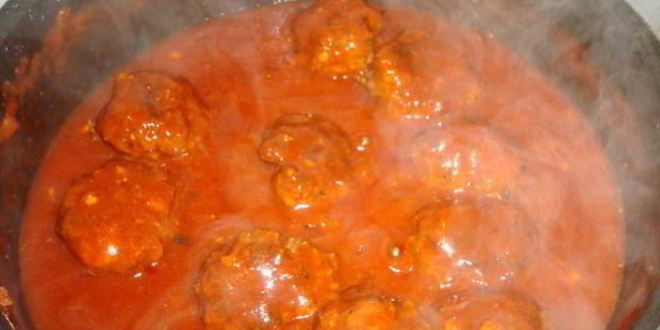 Рецепт итальянских тефтелей в томатном соусе