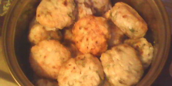 Рецепт куриного-грибных тефтельки в томатном соусе