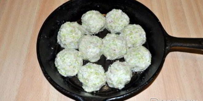 Рецепт рыбных тефтелей с кабачком