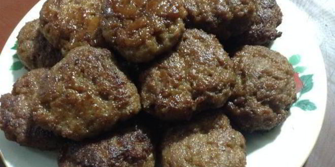 Рецепт тефтелей с яблоком в медовой глазури с рисом