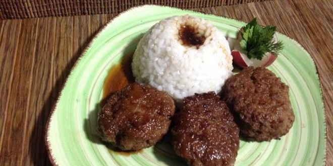 Рецепт тефтелей с яблоком в медовой глазури с рисом
