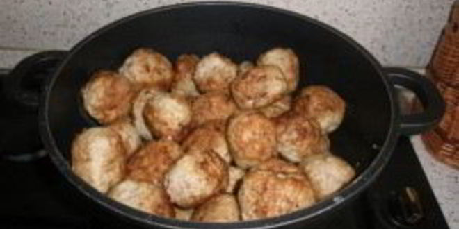 Рецепт тефтелей со сметаной