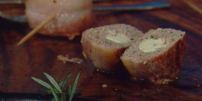 Рецепт тефтелей в беконе с начинкой из моцареллы