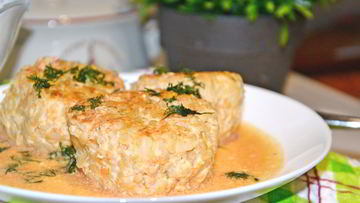 Рецепт Тефтелей в сметанно-томатном соусе в мультиварке