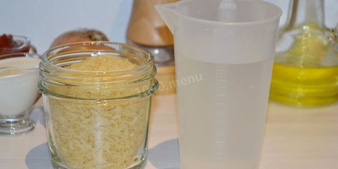 Рецепт тефтелей в сметанно-томатном соусе в мультиварке