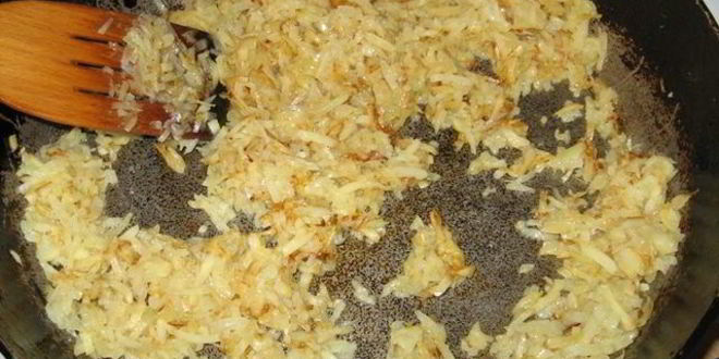 Рецепт вареных тефтелей с овощным гарниром