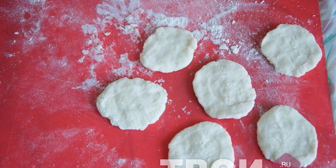 Рецепт вареников с клубникой