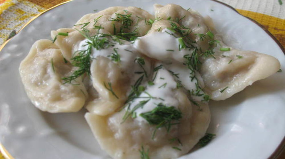 Как приготовить вареники с квашеной капустой и мясным фаршем