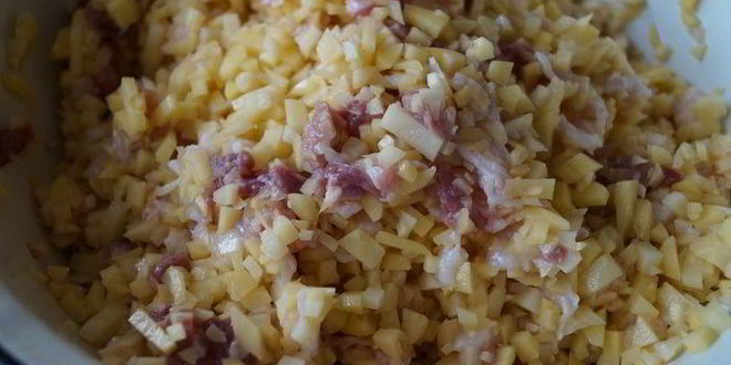 Рецепт вареников с рубленой картошкой и прослойкой