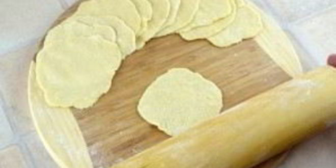 Рецепт вареников с салом и картошкой