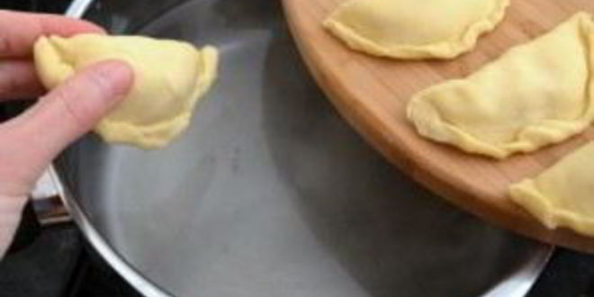 Рецепт вареников с салом и картошкой